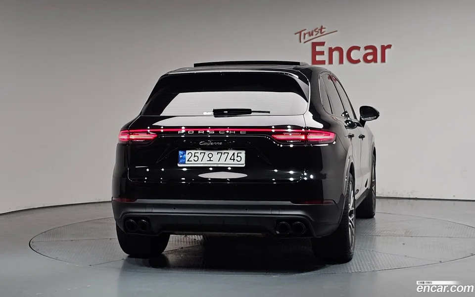 Porsche Cayenne 3.0 2023 — миниатюра 4