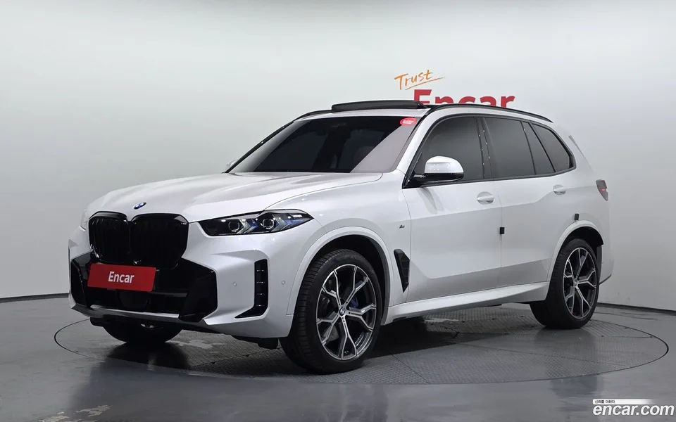 BMW X5 xDrive 30d M 2025 — photo 1, buy with delivery to Moscow