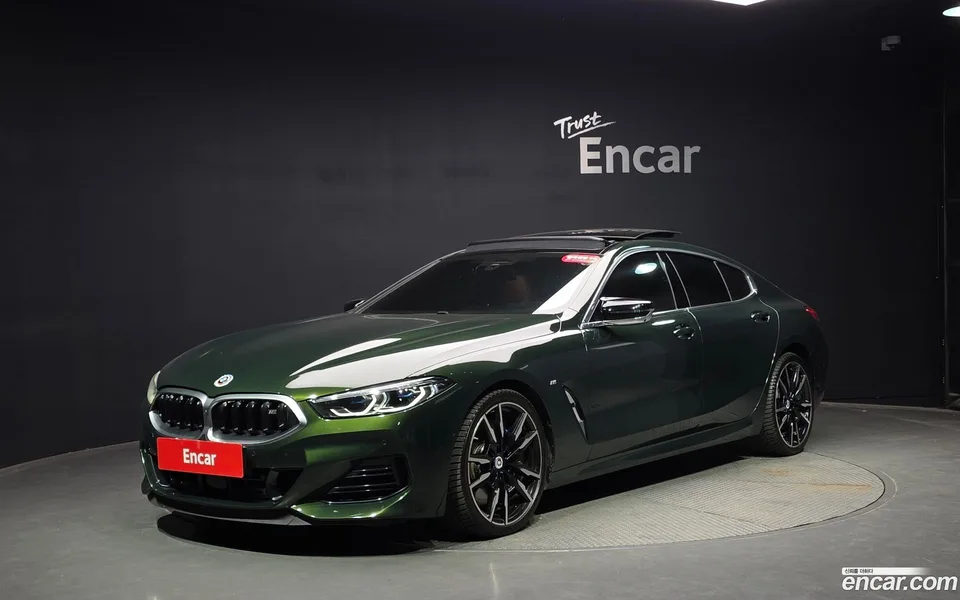 BMW 8 Series M850i xDrive 2022 — фото 1, купить с доставкой в Москву