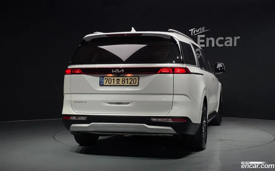 Kia Carnival 11 2022 — миниатюра 4