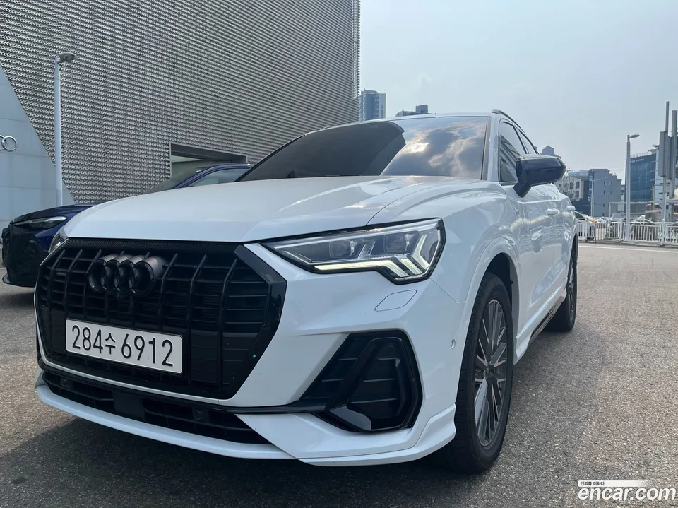 Audi Q3 40 TFSI 2026 — photo 1, buy with delivery to Moscow