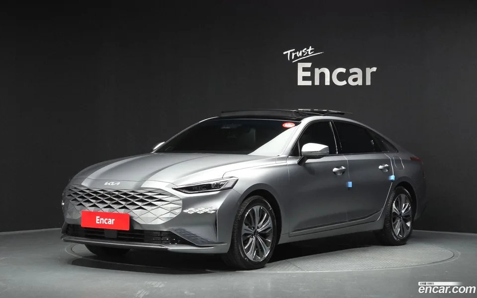 Kia K8 Hybrid 2023 — photo 1, buy with delivery to Moscow