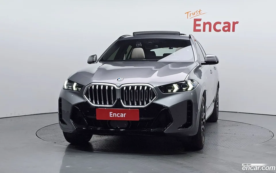 BMW X6 xDrive40i M 2025 — thumbnail 3