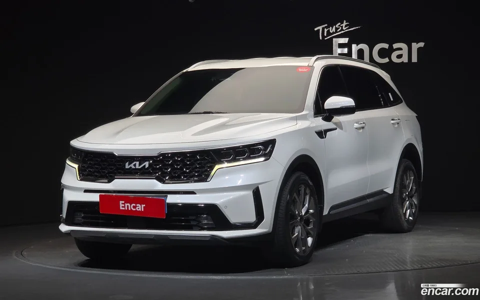 Kia Sorento 2.2 2WD 2023 — photo 1, buy with delivery to Moscow