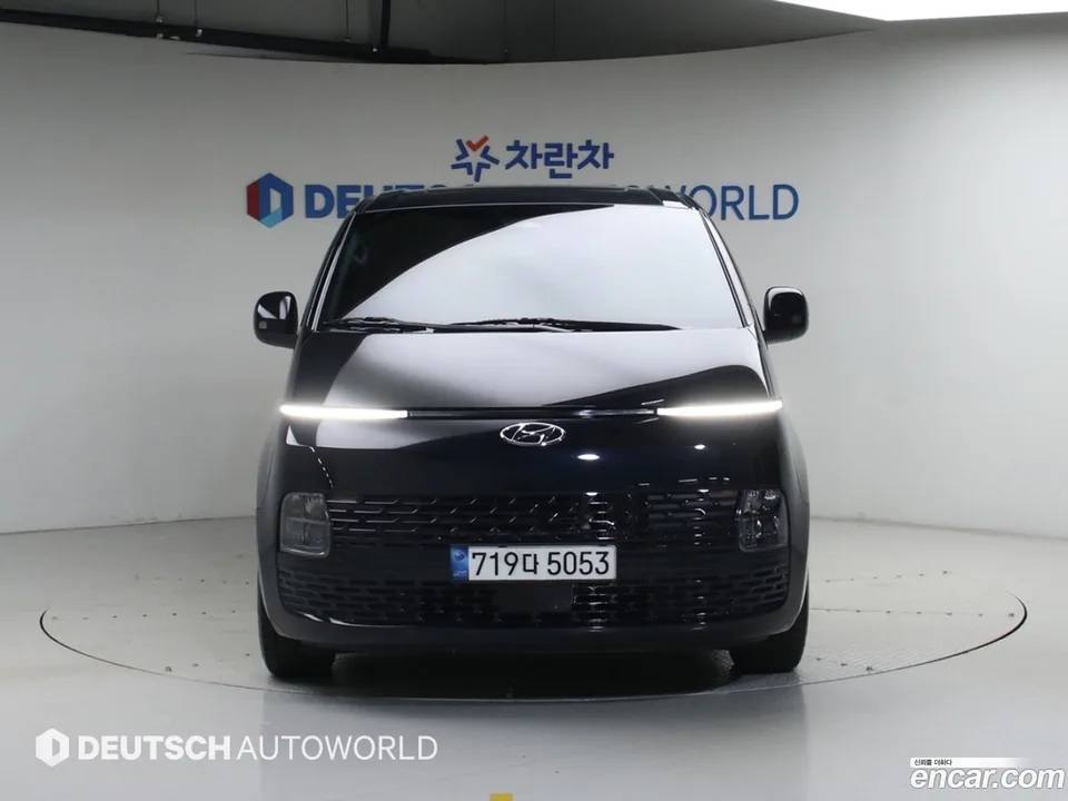 Hyundai Staria 4WD 11 2022 — thumbnail 3