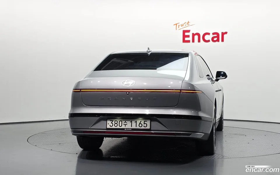 Hyundai Grandeur 3.5 LPG 2WD 2023 — thumbnail 4