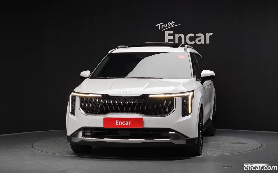 Kia Carnival 7 2024 — thumbnail 3