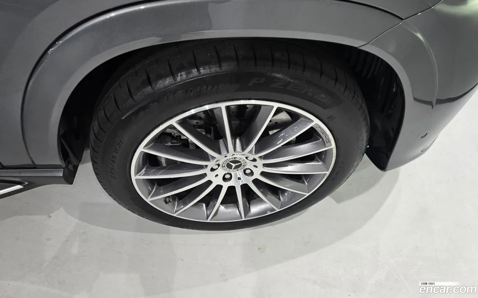 Mercedes-Benz GLE-Class GLE450 4MATIC 2025 — thumbnail 2