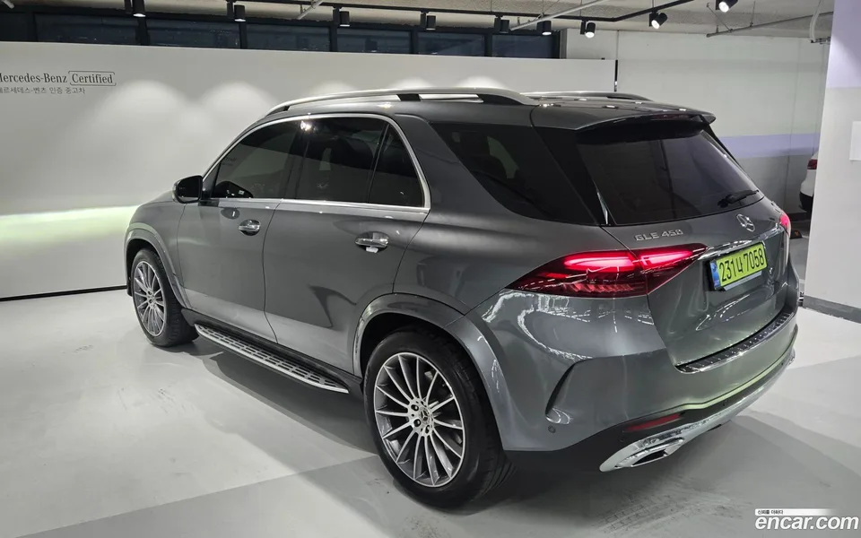 Mercedes-Benz GLE-Class GLE450 4MATIC 2025 — thumbnail 3