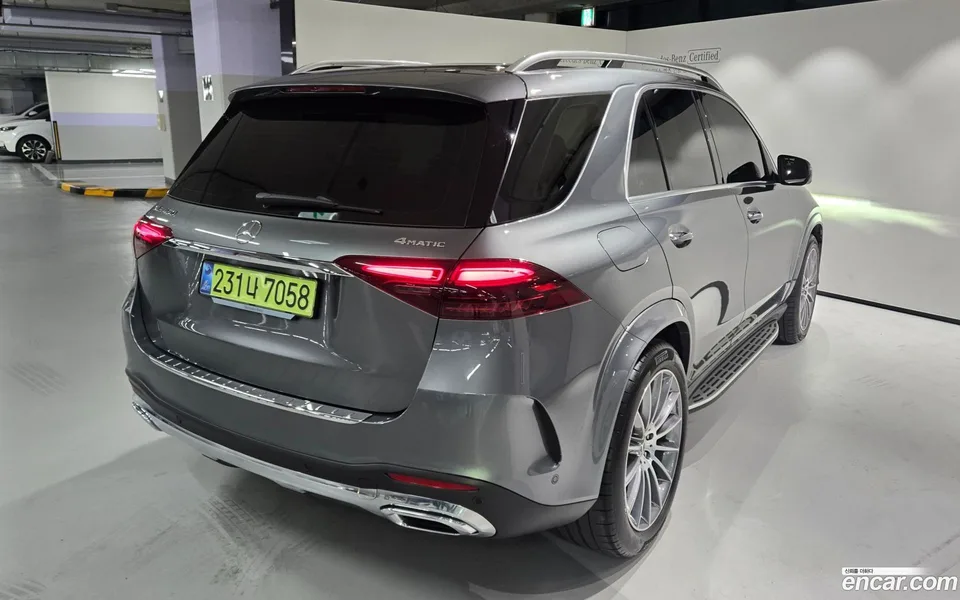 Mercedes-Benz GLE-Class GLE450 4MATIC 2025 — thumbnail 4