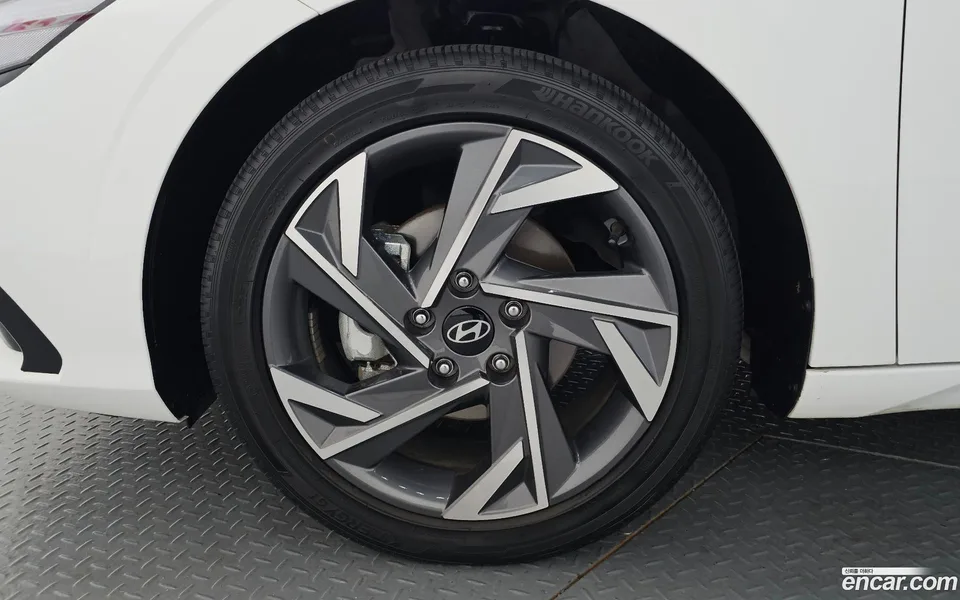 Hyundai Avante CN7 1.6 2024 — thumbnail 5