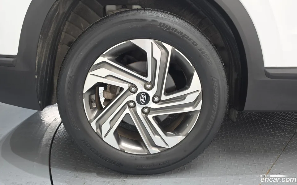 Hyundai SantaFe 2.2 2WD 2022 — миниатюра 2