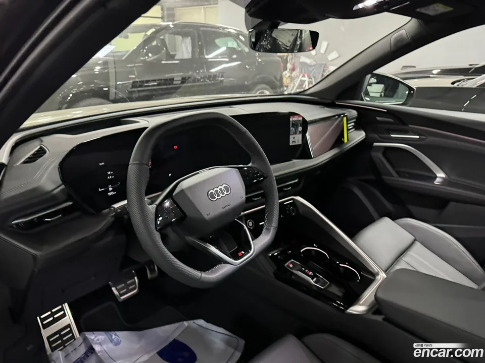 Audi Q5 (80A) 40 TDI S Line 2025 — thumbnail 4