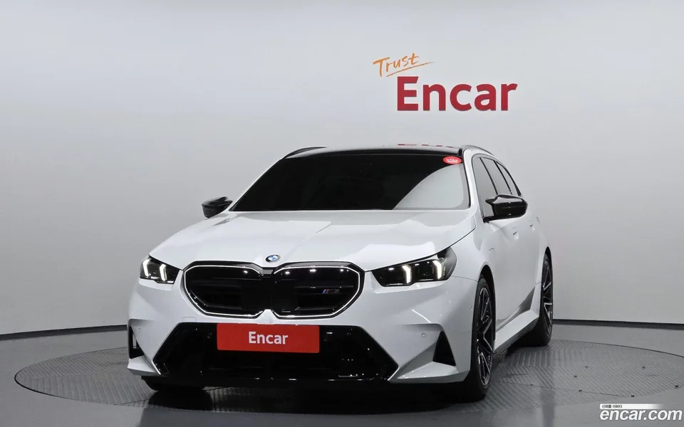 BMW M5 M5 2025 — миниатюра 3