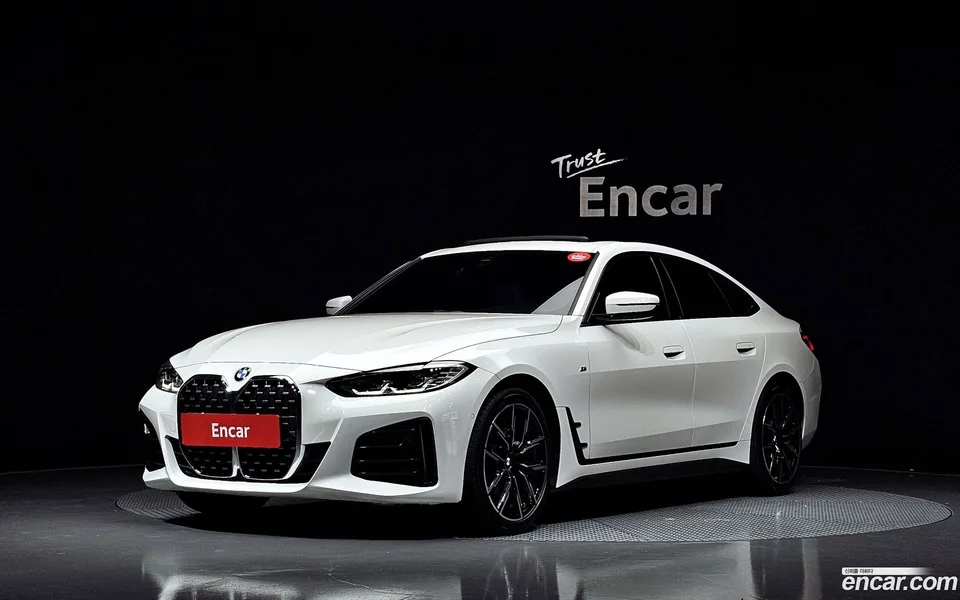 BMW 4 Series 420i M 2023 — photo 1, buy with delivery to Moscow