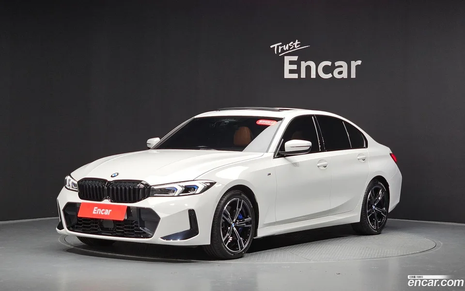 BMW 3 Series 320i M 2025 — photo 1, buy with delivery to Moscow