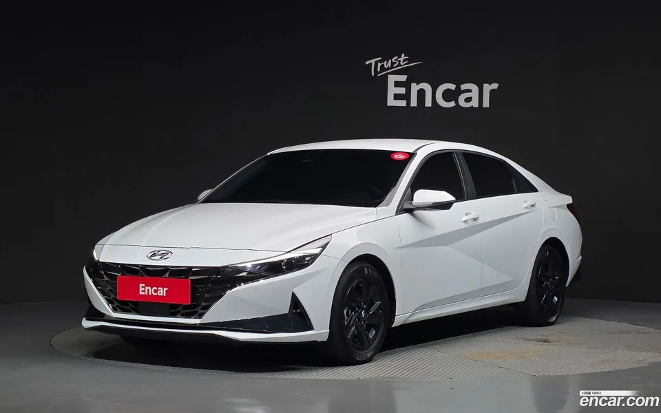 Hyundai Avante 1.6 2022 — photo 1, buy with delivery to Moscow