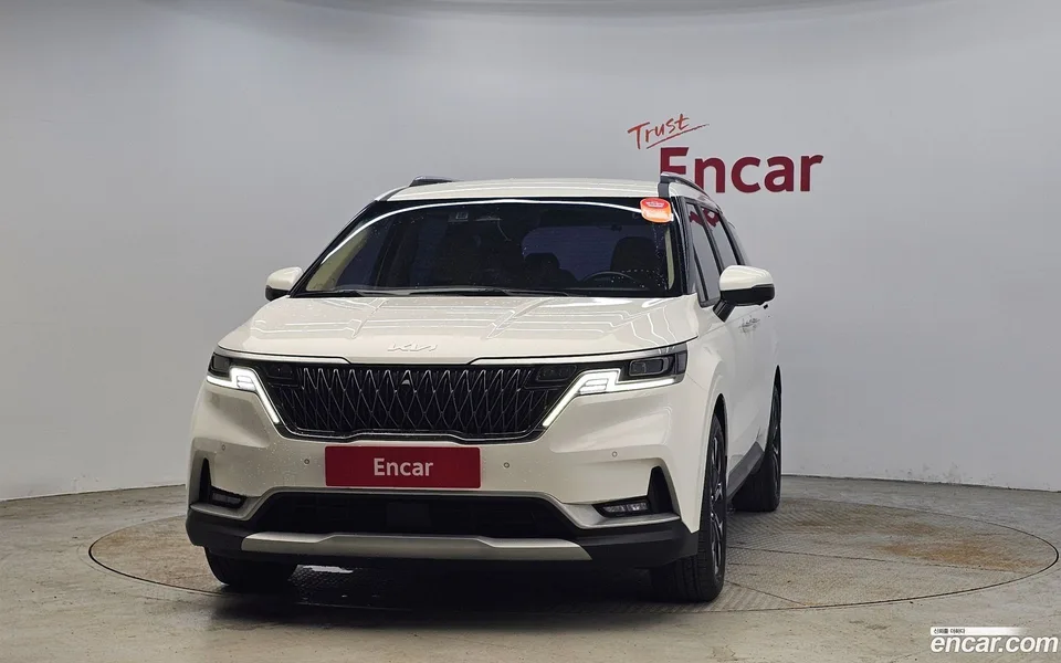 Kia Carnival 9 2022 — thumbnail 3