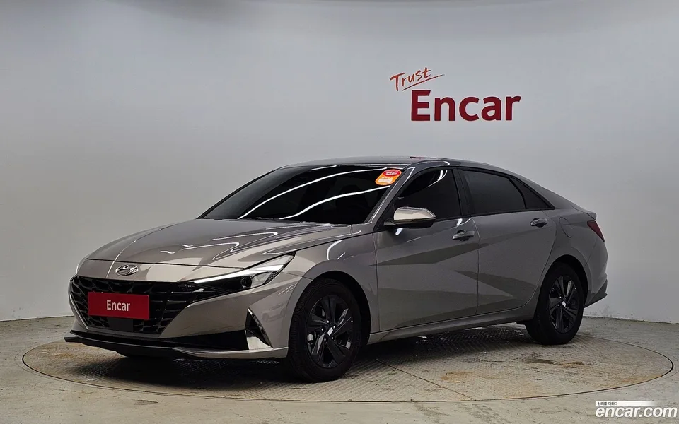Hyundai Avante Hybrid 2022 — photo 1, buy with delivery to Moscow
