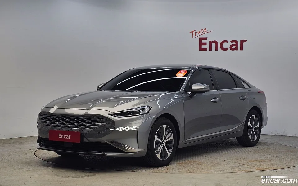 Kia K8 Hybrid 2022 — photo 1, buy with delivery to Moscow