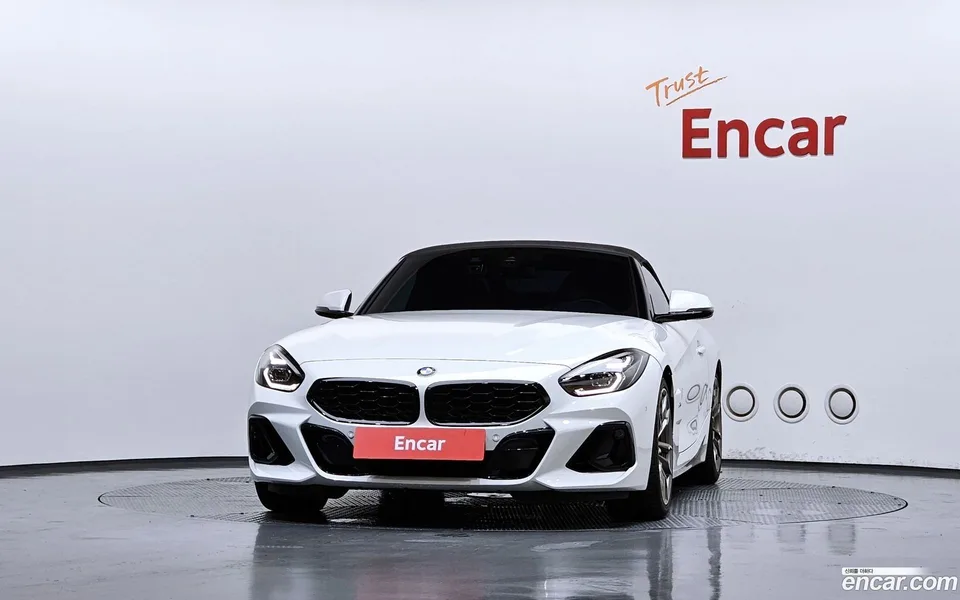 BMW Z4 M40i 2023 — thumbnail 3