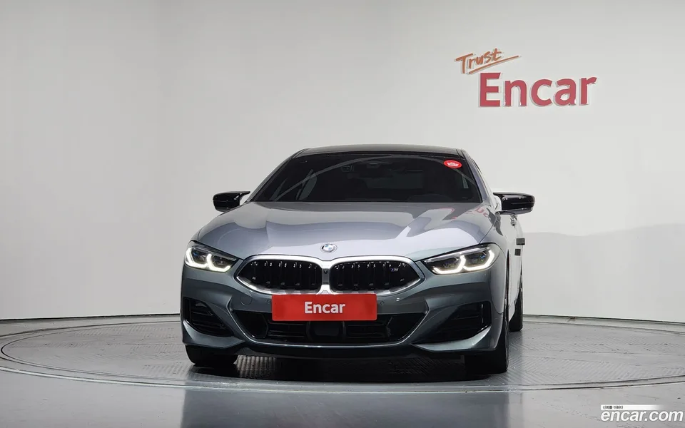 BMW 8 Series M850i xDrive 2024 — thumbnail 3