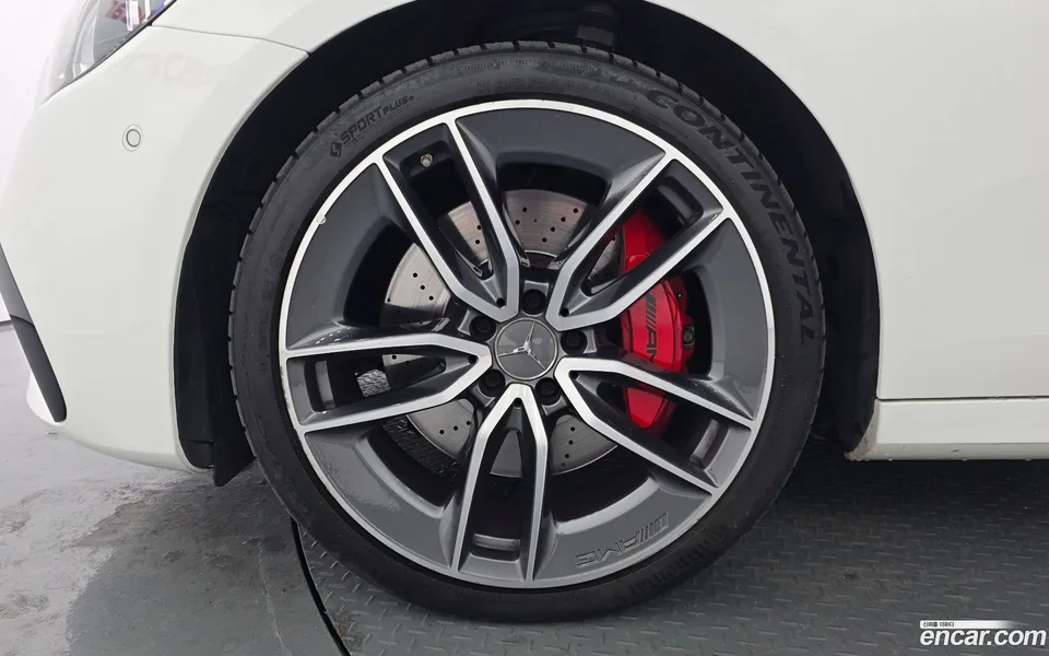 Mercedes-Benz E-Class E53 AMG 4MATIC+ 2022 — thumbnail 2