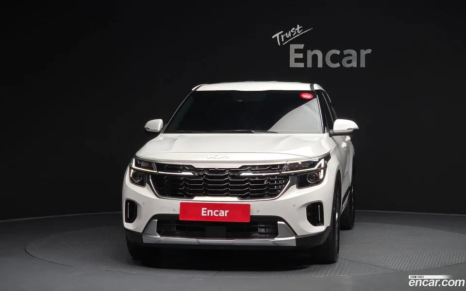 Kia Seltos 2.0 2WD 2023 — thumbnail 3