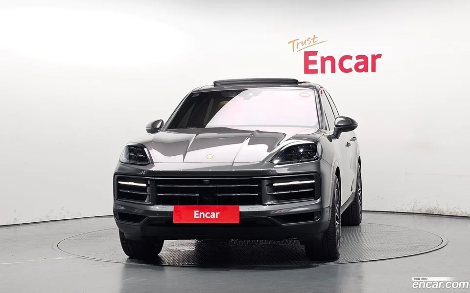 Porsche Cayenne 3.0 2024 — thumbnail 3