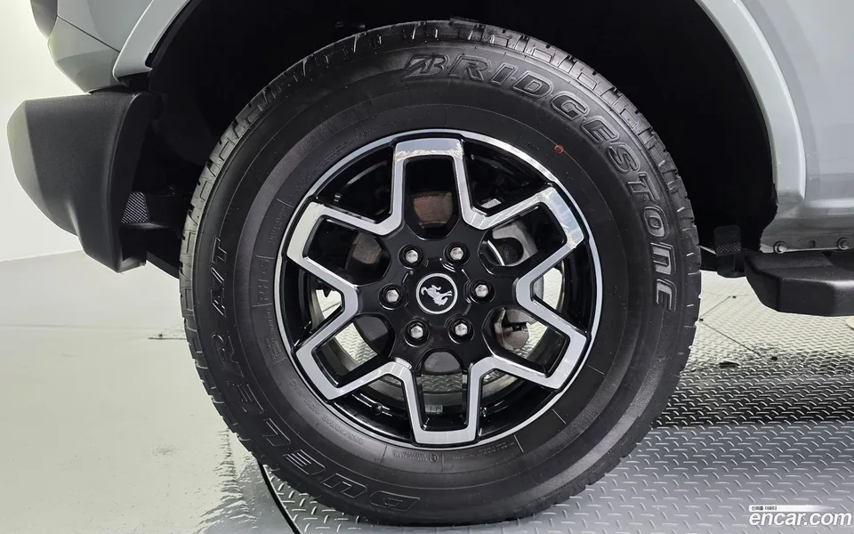 Ford Bronco 2.3 2024 — thumbnail 2