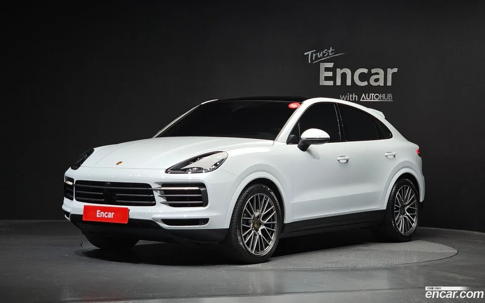 Porsche Cayenne 3.0 2022 — photo 1, buy with delivery to Moscow