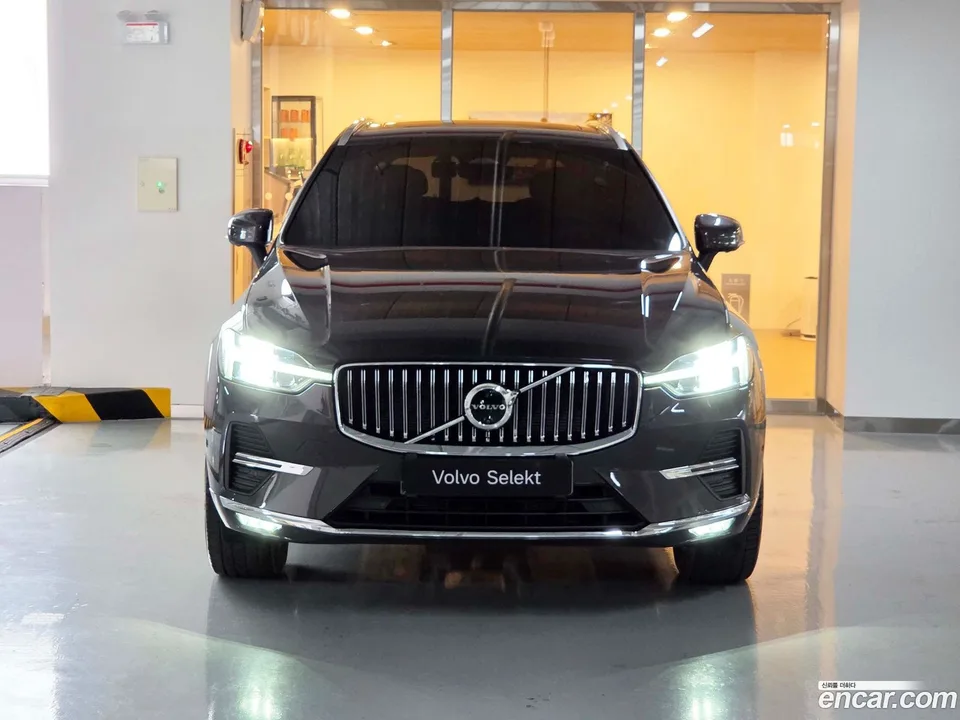 Volvo XC60 B5 2025 — thumbnail 3