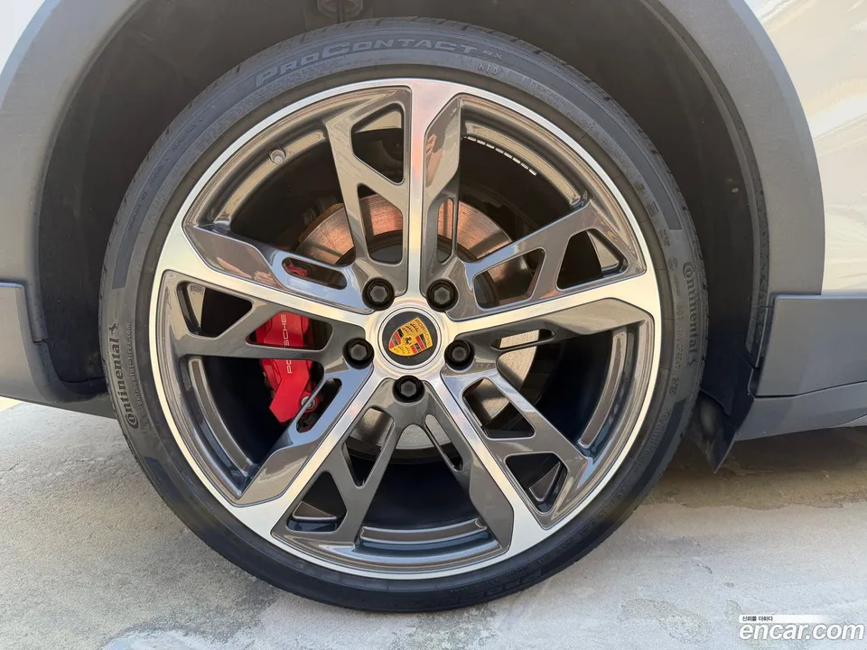 Porsche Taycan 4S 2022 — thumbnail 5