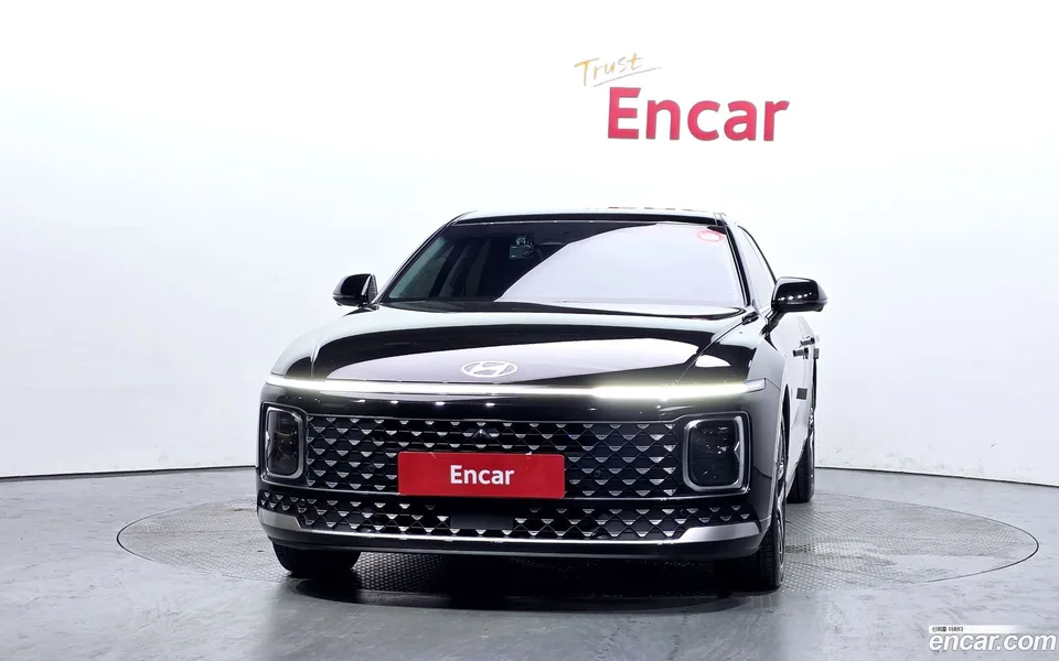 Hyundai Grandeur Hybrid 2023 — thumbnail 3