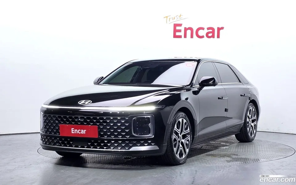 Hyundai Grandeur Hybrid 2023 — photo 1, buy with delivery to Moscow