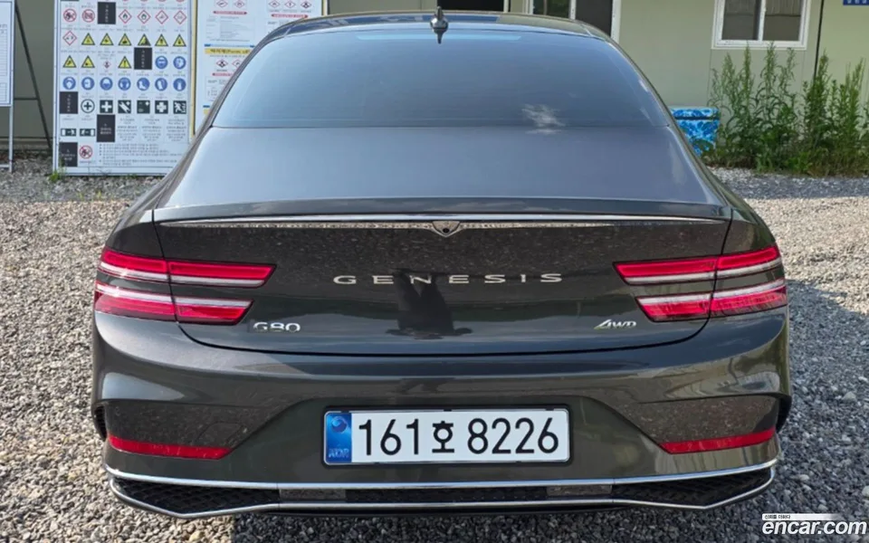 Genesis G80 2.5 AWD 2026 — thumbnail 3