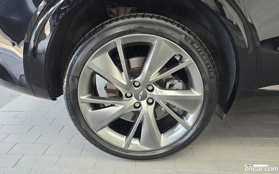 Genesis GV70 2.5T AWD 2023 — thumbnail 2