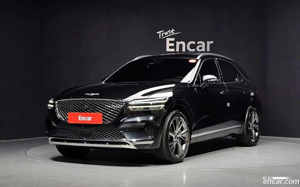 Genesis GV70 2.5T AWD 2023 — photo 1, buy with delivery to Moscow