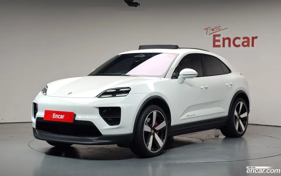 Porsche Macan Electric 4S 2025 — photo 1, buy with delivery to Moscow