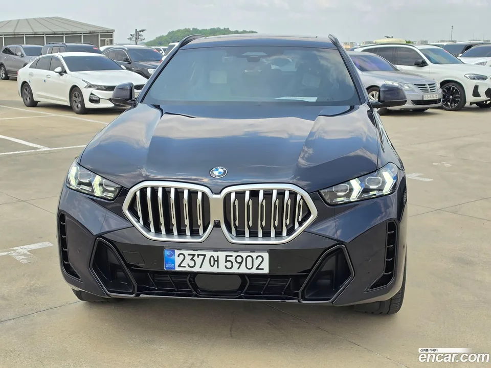 BMW X6 xDrive40i M 2026 — thumbnail 4