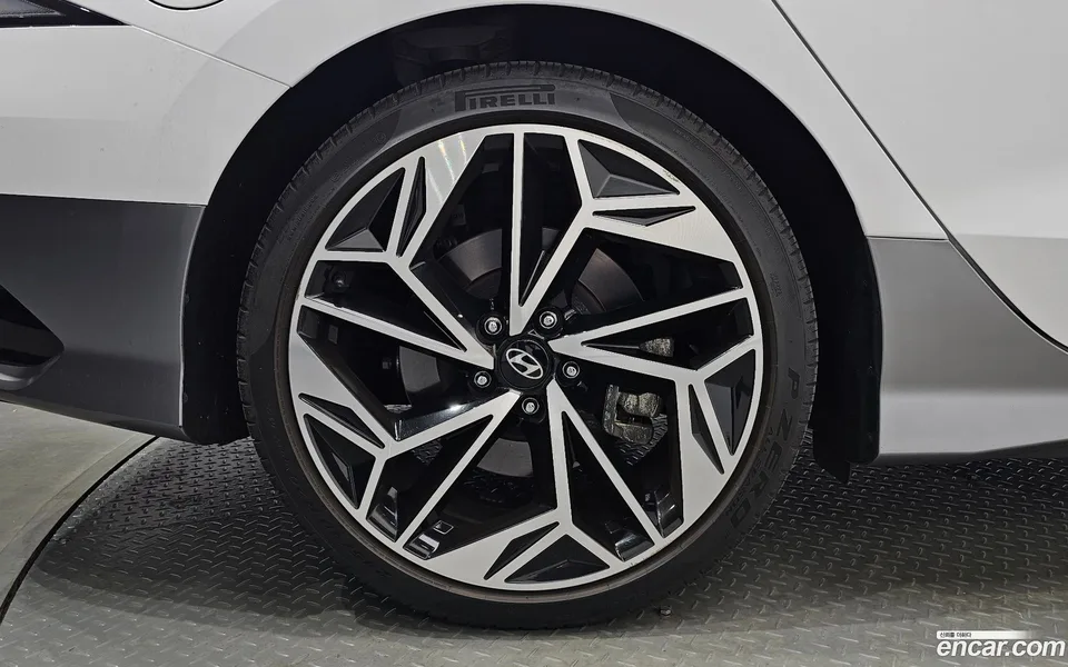 Hyundai Ioniq 6 AWD 2023 — thumbnail 5