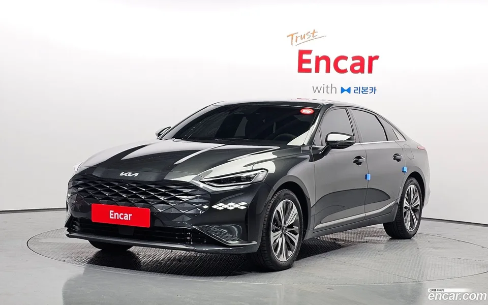 Kia K8 Hybrid 2023 — photo 1, buy with delivery to Moscow