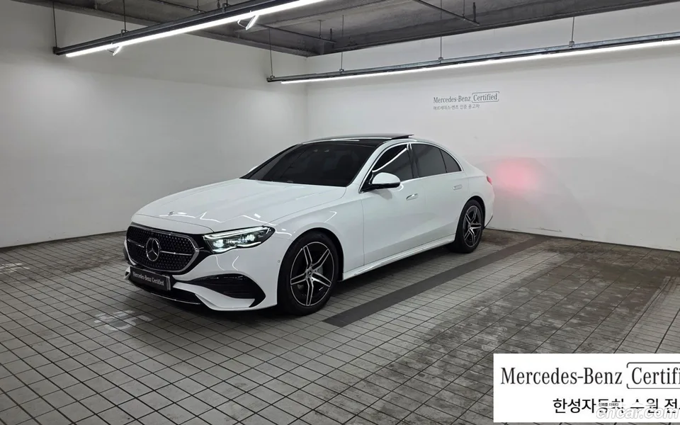 Mercedes-Benz E-Class E300 4MATIC AMG Line 2025 — photo 1, buy with delivery to Moscow