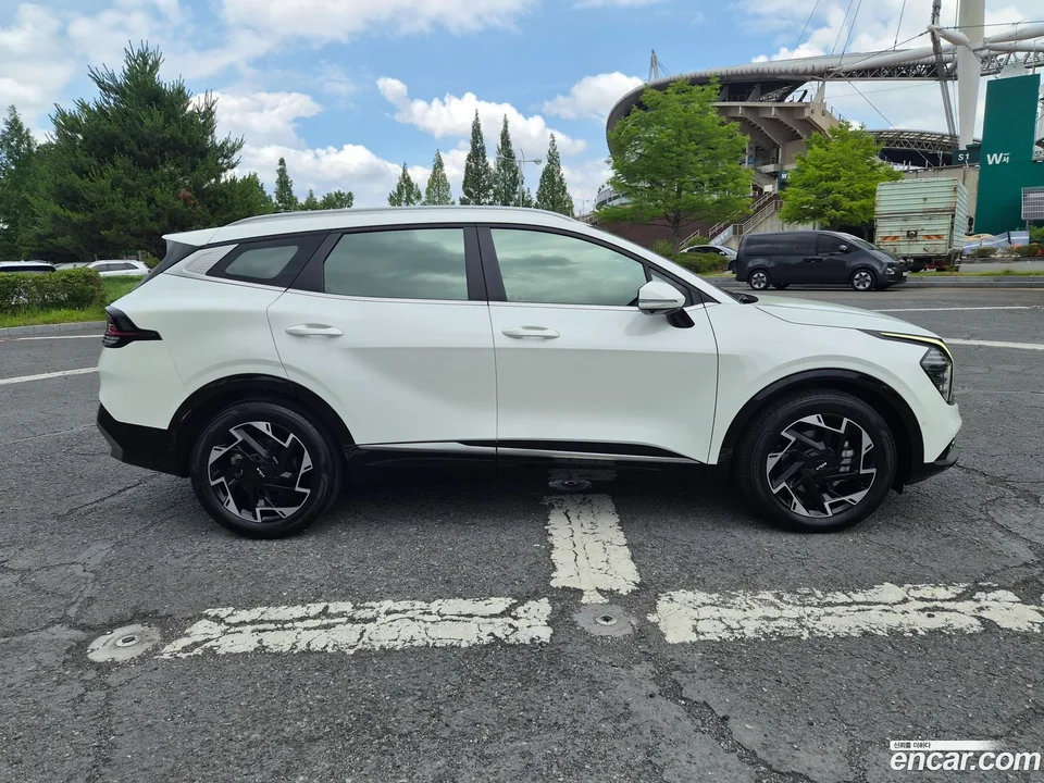 Kia Sportage 2.0 2WD 2024 — thumbnail 4