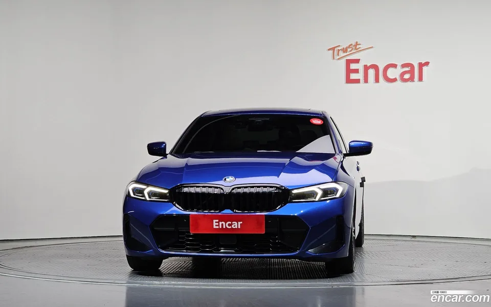 BMW 3 Series 320d M 2023 — thumbnail 3