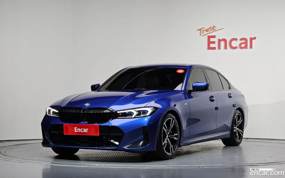 BMW 3 Series 320d M 2023 — photo 1, buy with delivery to Moscow