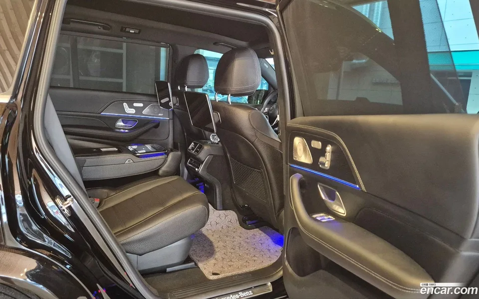 Mercedes-Benz GLS-Class GLS580 4MATIC 2024 — thumbnail 4