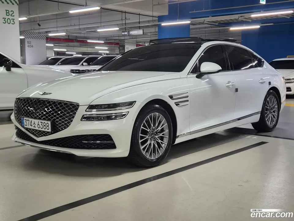 Genesis G80 2.5 2WD 2022 — photo 1, buy with delivery to Moscow