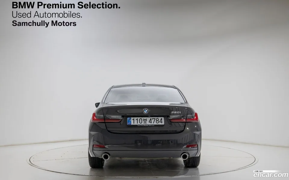BMW 3 Series 320i 2025 — thumbnail 3