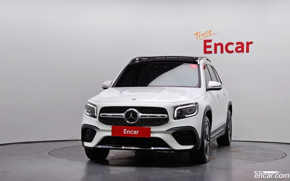 Mercedes-Benz GLB-Class GLB250 4MATIC 2023 — thumbnail 3